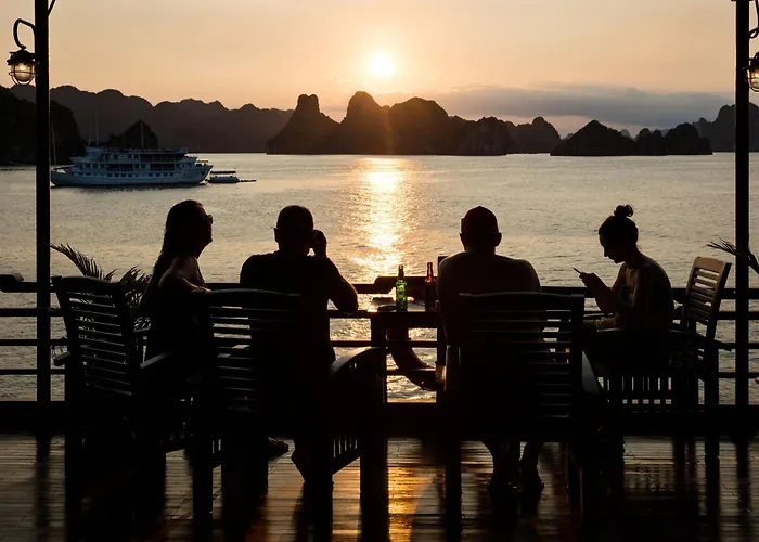 Mila Lux Cruises Khách sạn