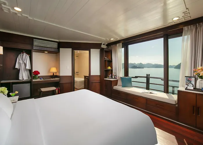 Khách sạn Mila Lux Cruises