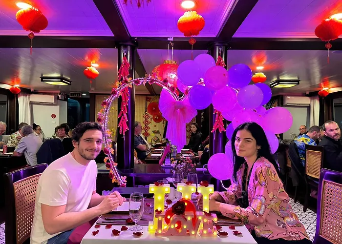Khách sạn Mila Lux Cruises
