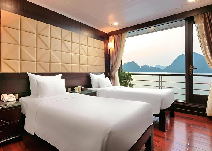 Khách sạn Mila Lux Cruises Hạ Long